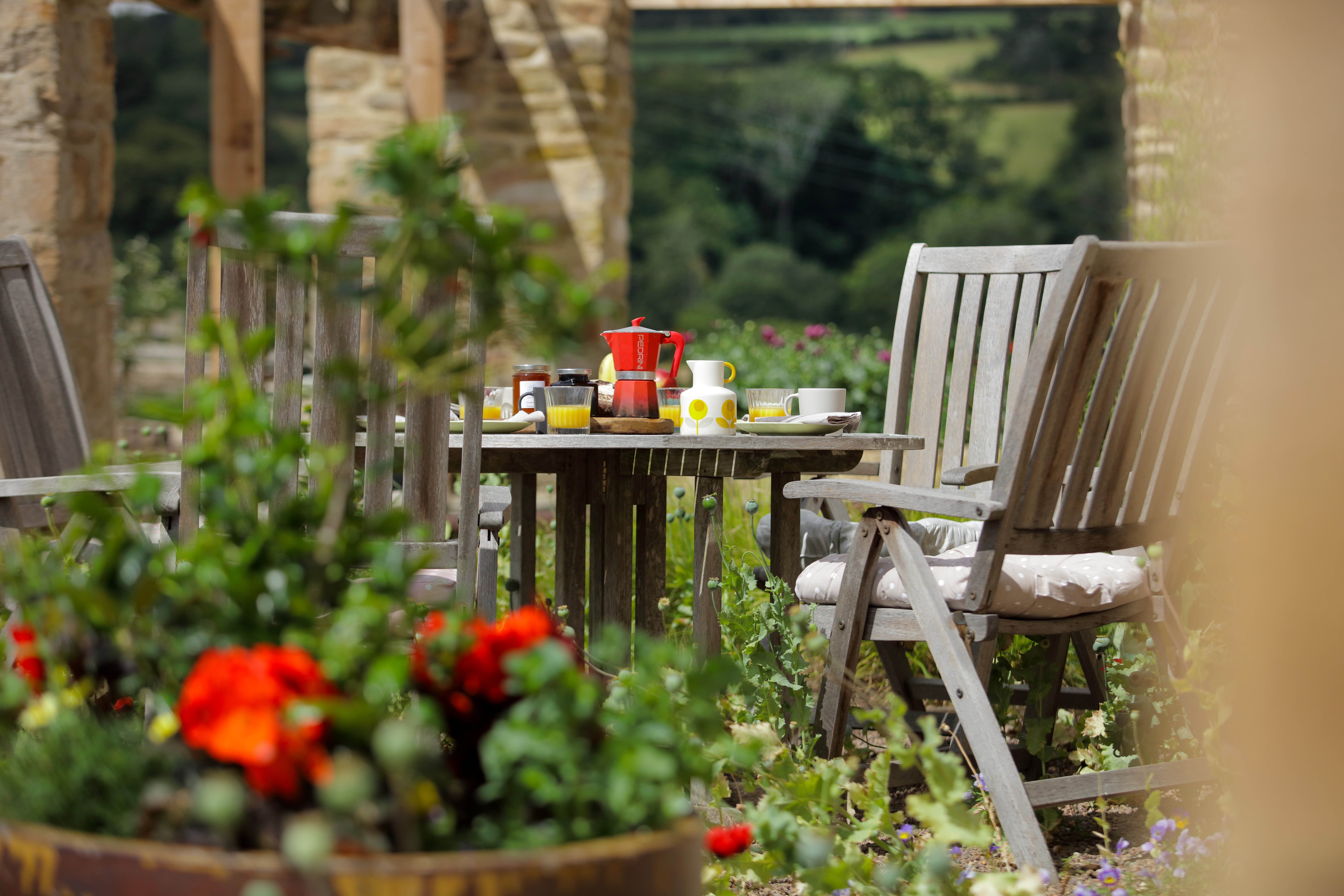 Duck House outdoor seating